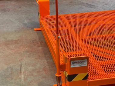 piattaforma-girevole-sistema-bloccaggio